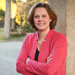 Trauerrednerin Corinna Riemer